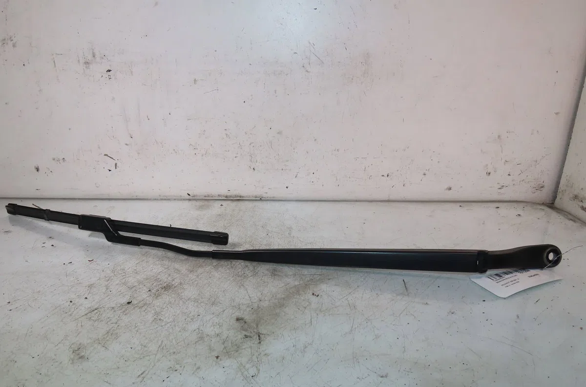 Bras essuie-glace avant droit Peugeot 208 II (UB_, UP_, UW_, UJ_) 1.2 puretech 130 (2019) occasion