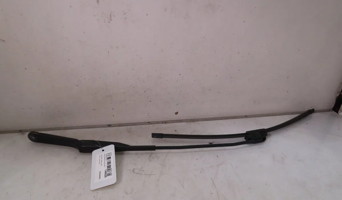 Bras essuie-glace avant droit PEUGEOT 406 2004 occasion