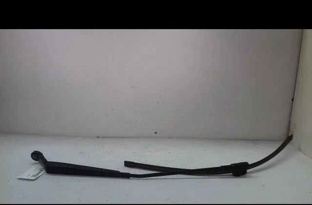 Bras essuie-glace avant droit Peugeot 407 (6D_) 2.0 hdi 135 (6drhrh, 6drhre, 6drhrg, 6drhrj) (2004-2010) 4 portes occasi