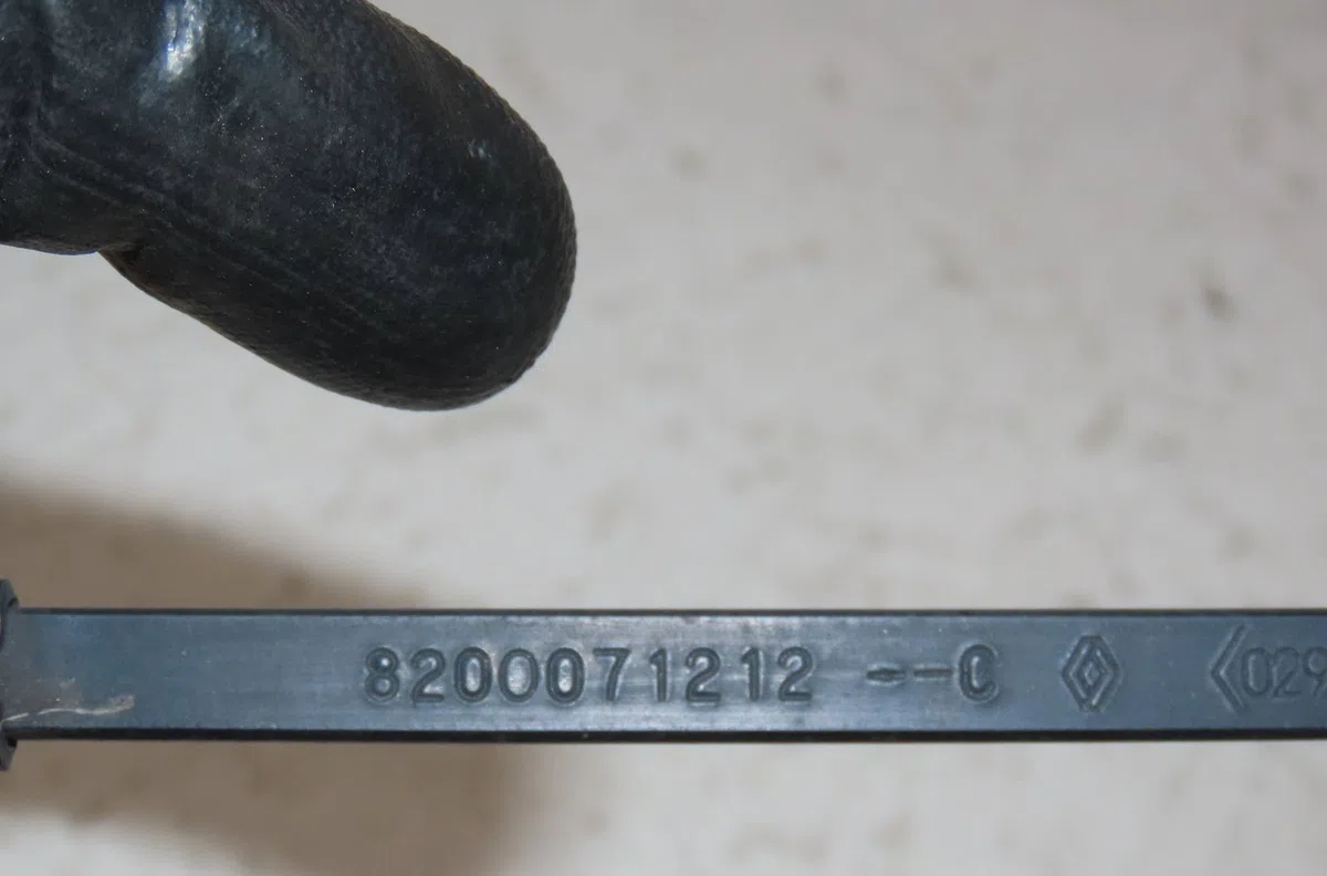 Bras essuie-glace avant droit Renault CLIO II (BB_, CB_) 1.5 dci (b-cb3m) (2005-2010) 3 portes occasion