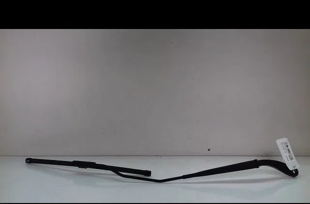 Bras essuie-glace avant droit Renault MEGANE II (BM0-1_, CM0-1_) 2.0 dci (bm1k, cm1k) (2005-2008) occasion