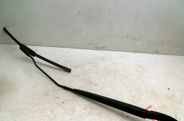 Bras essuie-glace avant droit RENAULT MEGANE occasion