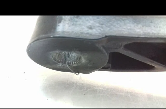 Bras essuie-glace avant droit Seat IBIZA IV (6J5, 6P1) 1.2 tdi (2010-2015) occasion