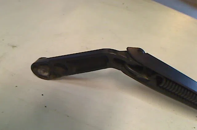 Bras essuie-glace avant droit SEAT LEON occasion