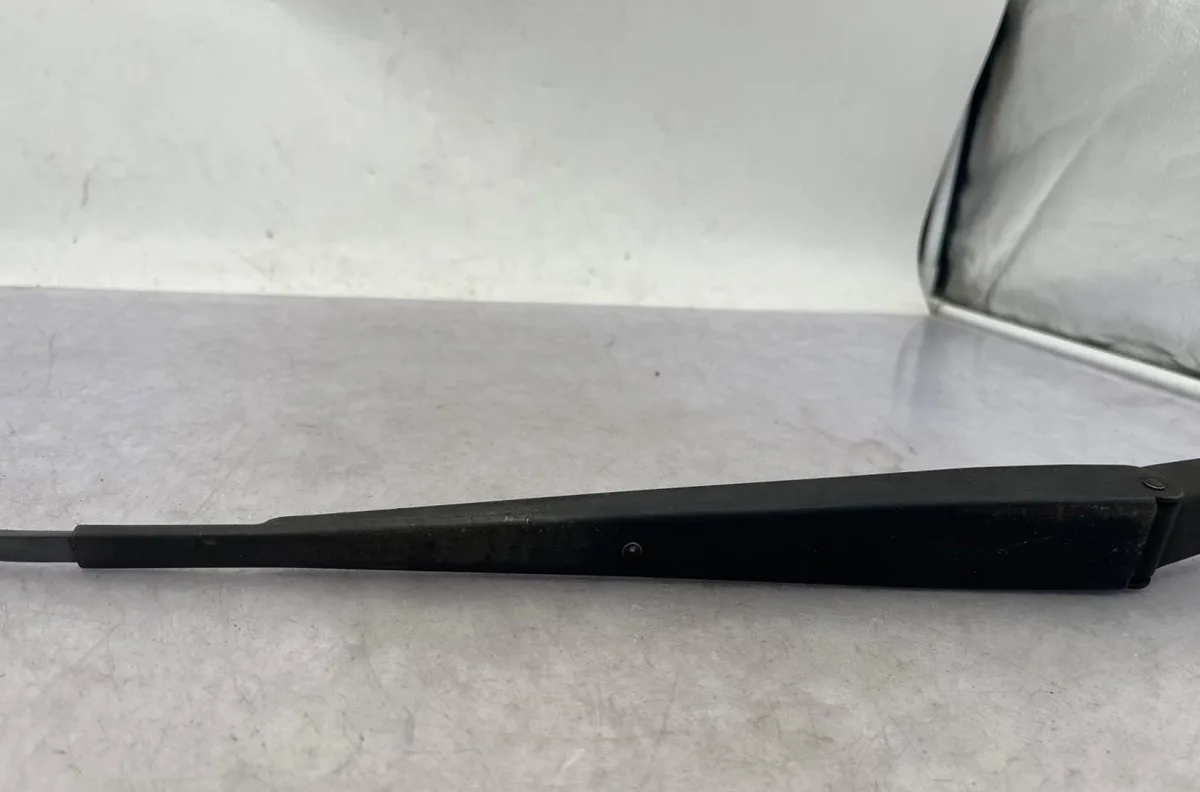 Bras essuie-glace avant droit SUBARU IMPREZA 1 PHASE 4 BREAK occasion