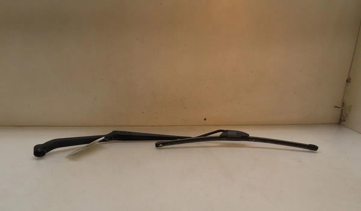 Bras essuie-glace avant droit TOYOTA RAV4 2002 occasion