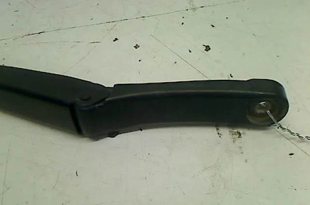 Bras essuie-glace avant droit Volkswagen EOS (1F7, 1F8) 2.0 tdi (2006-2008) occasion