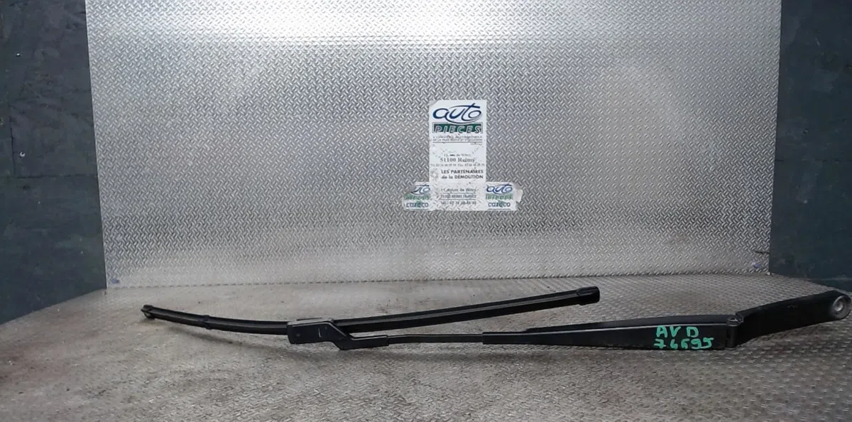 Bras essuie-glace avant droit VOLKSWAGEN GOLF 6  GOLF 6 occasion