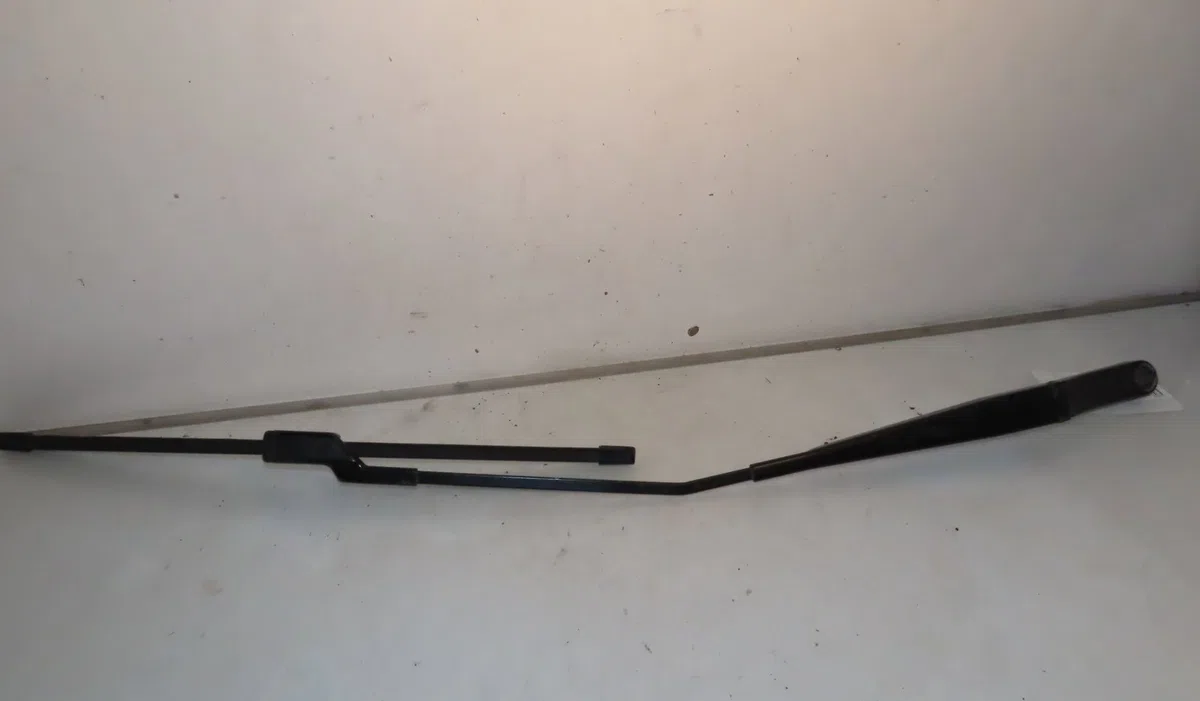 Bras essuie-glace avant droit Volkswagen GOLF VI (5K1) 1.6 tdi (2009-2012) 5 portes occasion