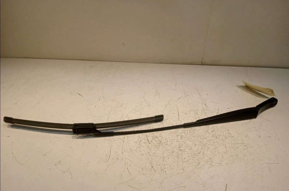 Bras essuie-glace avant droit Volkswagen PASSAT B6 Variant (3C5) 2.0 tdi (2005-2010) 5 portes occasion