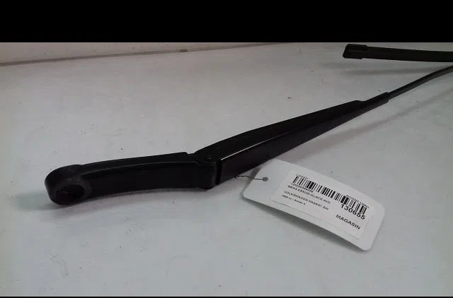 Bras essuie-glace avant droit Volkswagen PASSAT B7 Variant (365) 2.0 tdi (2010-2014) occasion