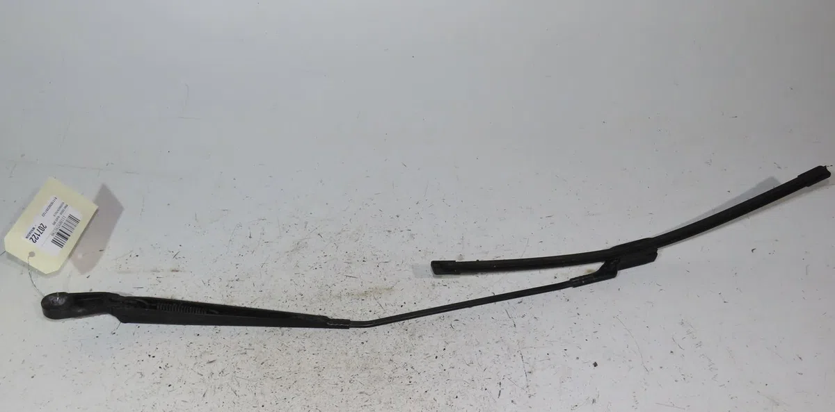 Bras essuie-glace avant droit Volkswagen POLO (9N_, 9A_) 1.6 16v (2006-2009) occasion
