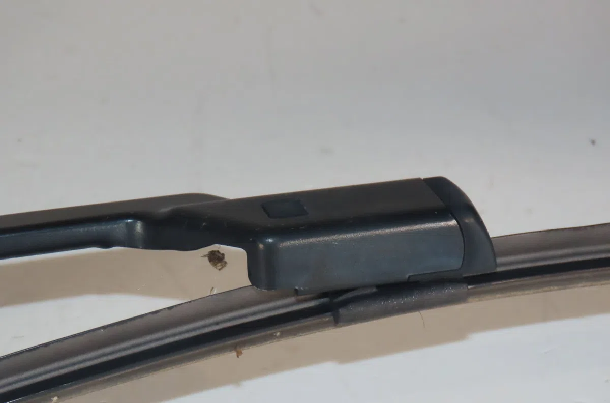Bras essuie-glace avant droit Volkswagen TIGUAN (5N_) 2.0 tdi 4motion (2007-2018) occasion
