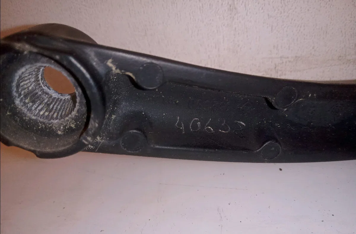 Bras essuie-glace avant droit Volvo S80 I (184) D5 (2001-2006) occasion