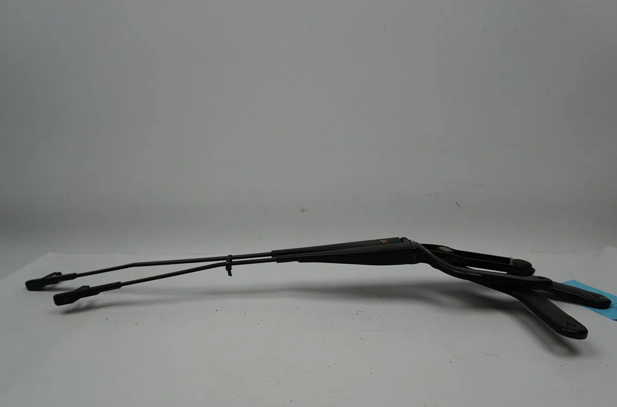 Bras essuie-glace avant Ford FOCUS C-MAX (DM2) 2.0 tdci (2003-2007) occasion