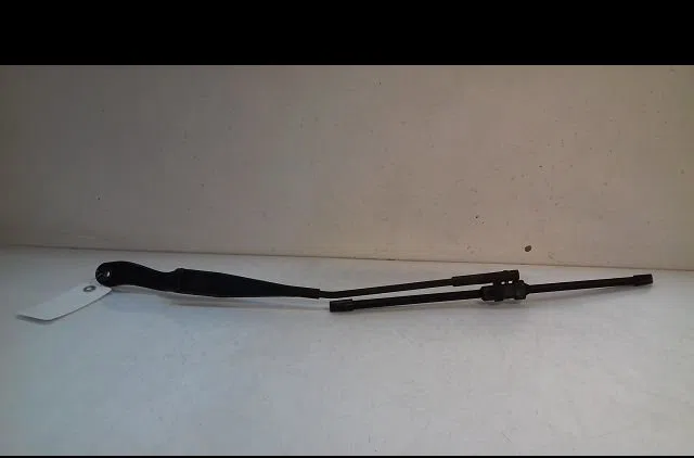 Bras essuie-glace avant gauche Alfa romeo 159 Sportwagon (939_) 1.9 jtdm 16v (939bxc1b, 939bxc12) (2006-2011) occasion