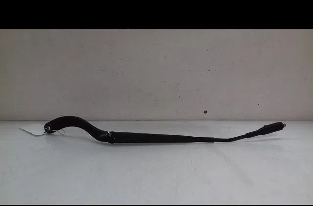 Bras essuie-glace avant gauche Alfa romeo MITO (955_) 1.4 tjet (955axg1a) (2008-2013) occasion