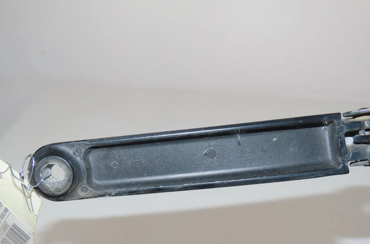 Bras essuie-glace avant gauche Audi A3 Sportback (8PA) 1.6 (2004-2013) occasion