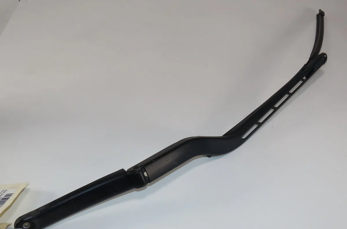 Bras essuie-glace avant gauche Audi A3 Sportback (8PA) 2.0 tdi 16v (2004-2013) 5 portes occasion