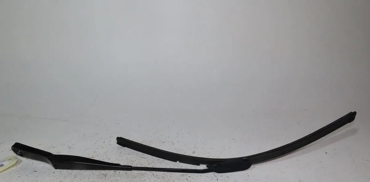 Bras essuie-glace avant gauche Bmw 1 (F40) 118 i (2019) 5 portes occasion