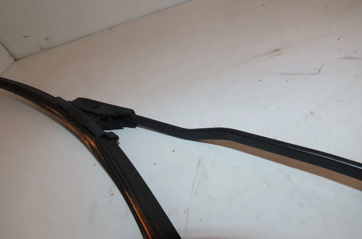 Bras essuie-glace avant gauche Citroën C3 II (SC_) 1.6 hdi (2009-2016) 5 portes occasion