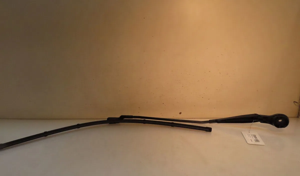 Bras essuie-glace avant gauche CITROEN C4 2014 occasion