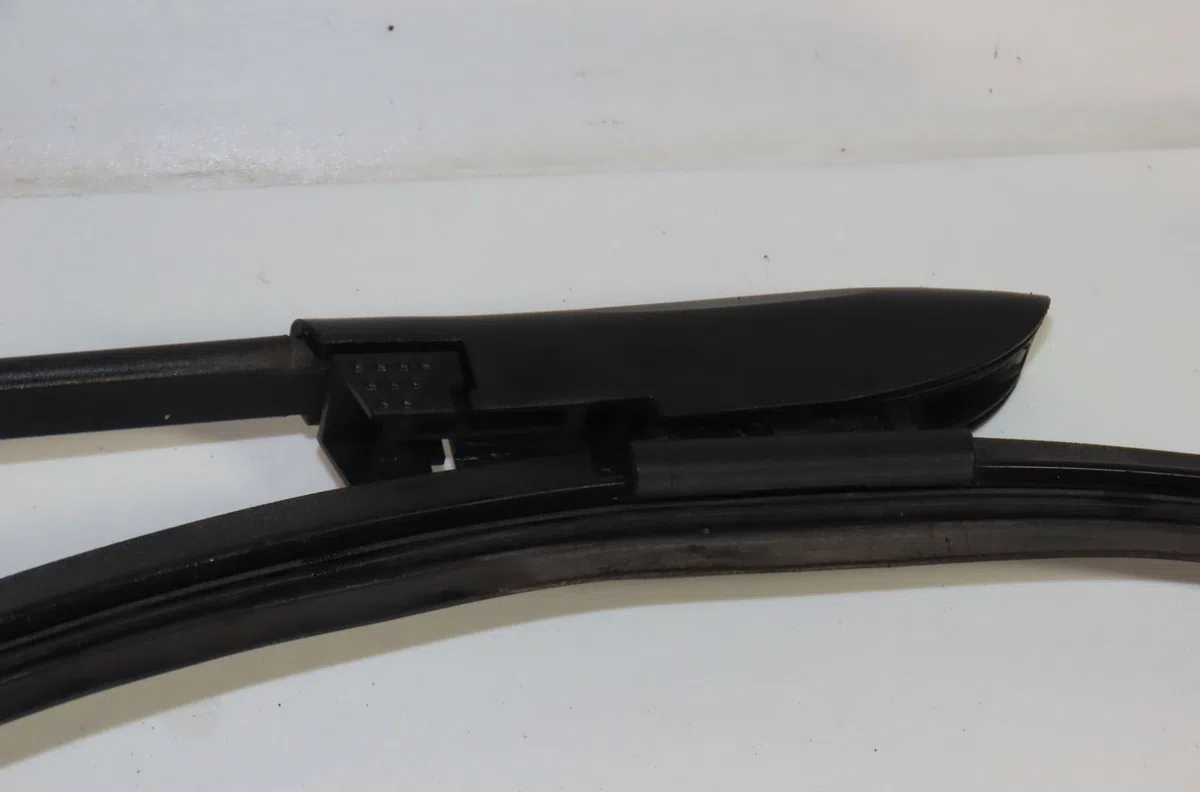 Bras essuie-glace avant gauche Citroën C4 GRAND PICASSO I (UA_) 1.6 hdi (2006-2011) 5 portes occasion