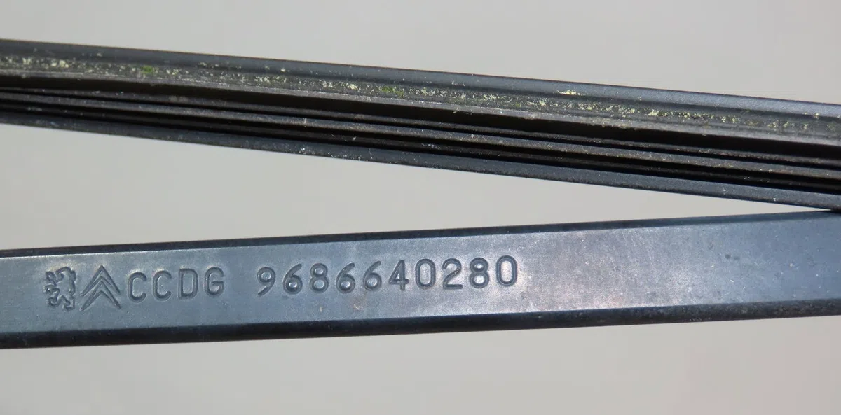 Bras essuie-glace avant gauche Citroën C4 GRAND PICASSO I (UA_) 1.6 hdi (2006-2011) 5 portes occasion