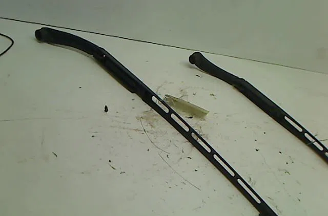 Bras essuie-glace avant gauche CITROEN C5 occasion