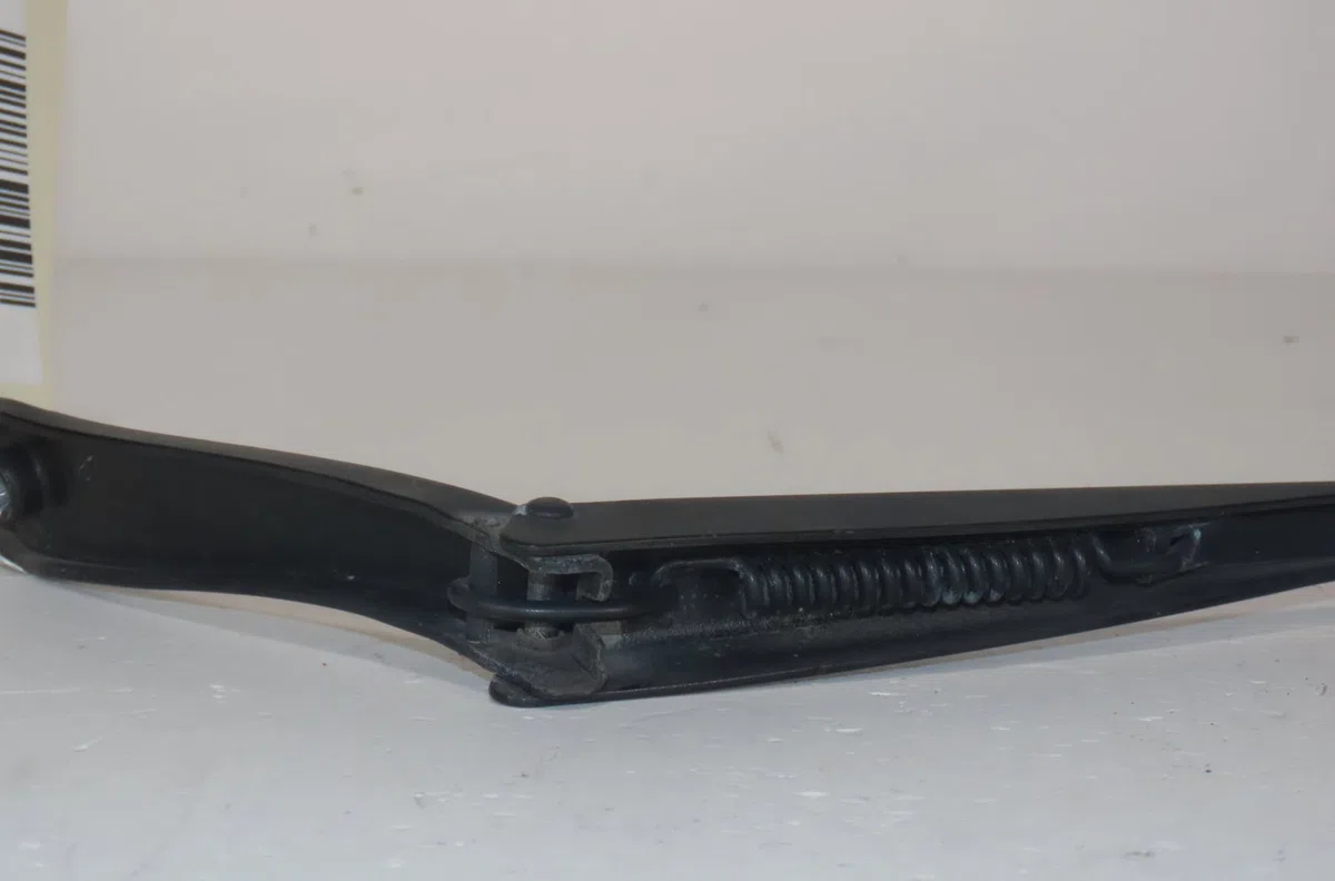 Bras essuie-glace avant gauche Dacia DUSTER (HS_) 1.5 dci (2010-2018) occasion
