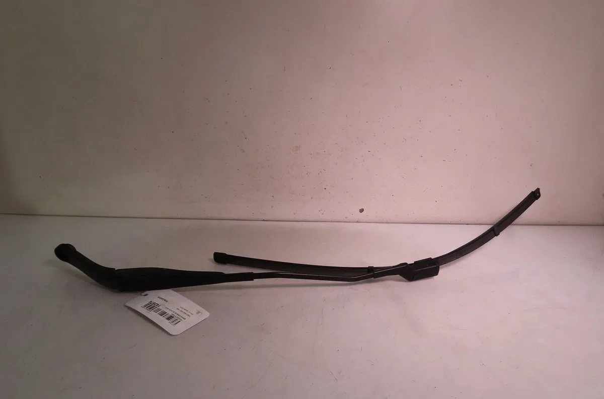 Bras essuie-glace avant gauche Fiat 500L (351_, 352_) 0.9 (199lyc1b) (2012) occasion