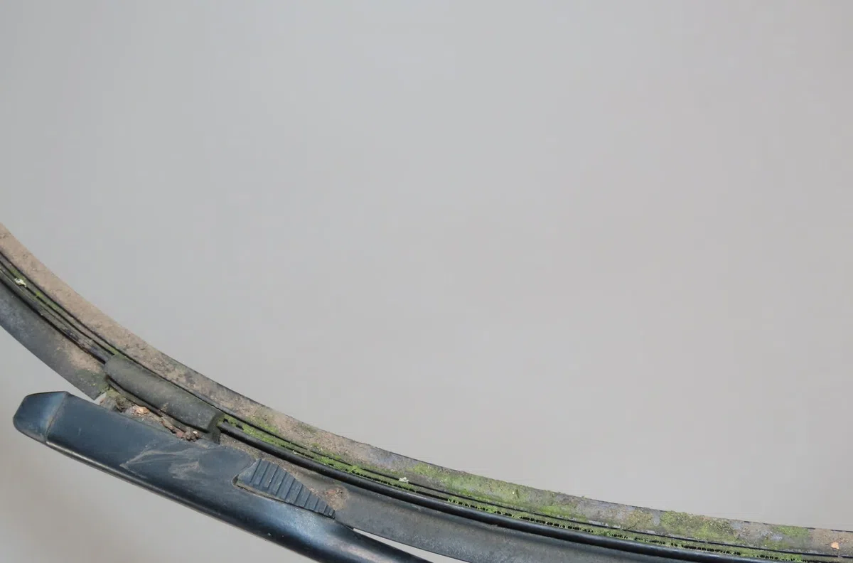 Bras essuie-glace avant gauche Fiat PUNTO (199_) 1.2 (199axz1a, 199bxz1a) (2012) occasion