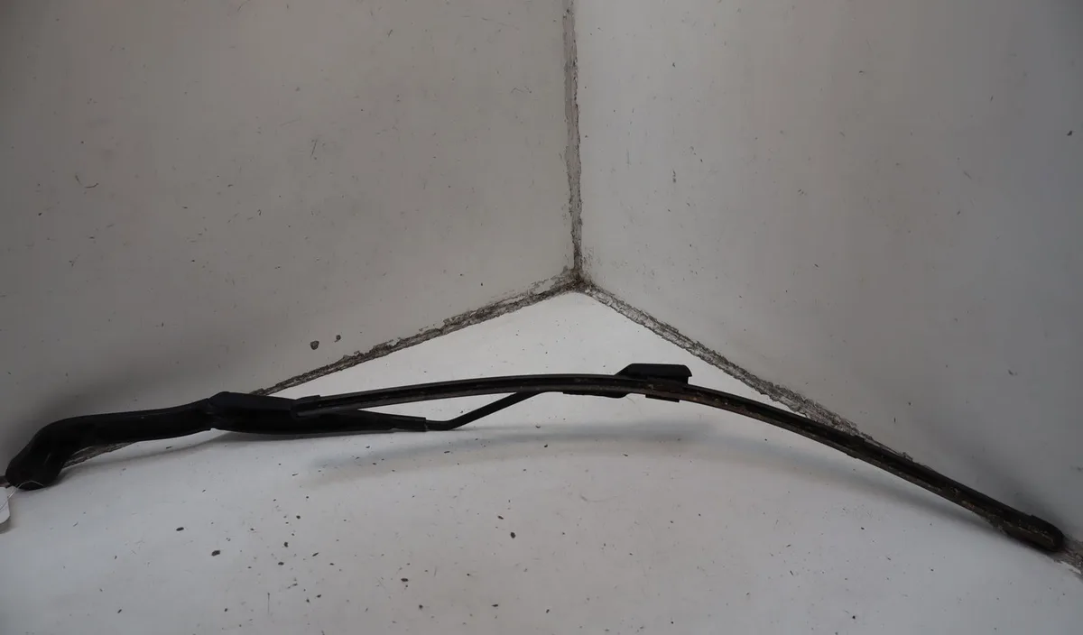 Bras essuie-glace avant gauche Ford KUGA I 2.0 tdci 4x4 (2008-2012) occasion