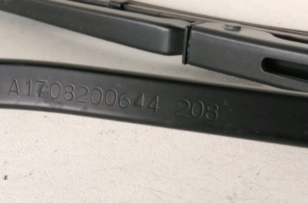 Bras essuie-glace avant gauche Mercedes-benz SLK (R170) 200 (170.435) (1996-2000) occasion