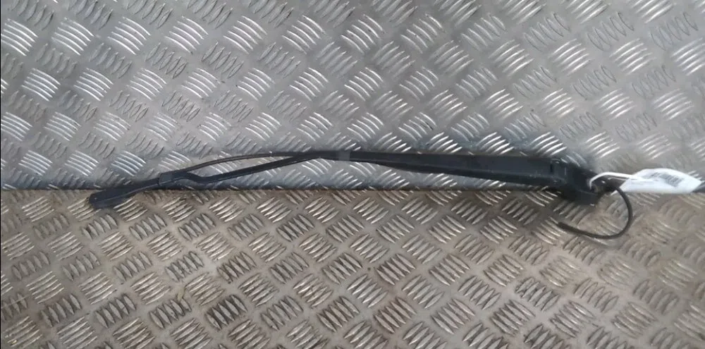 Bras essuie-glace avant gauche Mercedes-benz VITO - MIXTO Camionnette (W639) 115 cdi 4x4 (639.601, 639.603, 639.605) (20