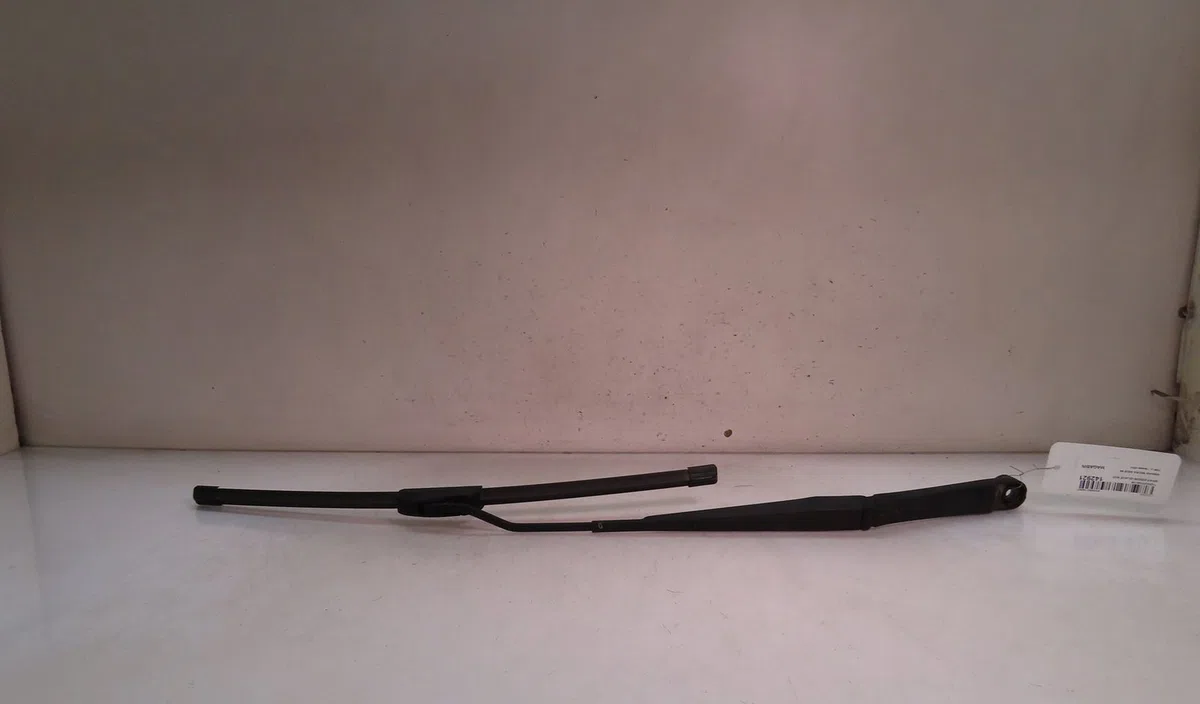 Bras essuie-glace avant gauche Nissan MICRA IV (K13K) 1.2 dig-s (2011-2015) occasion