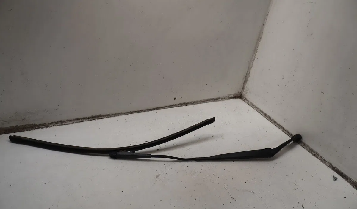 Bras essuie-glace avant gauche Nissan QASHQAI - QASHQAI 2 I (J10, NJ10, JJ10E) 2.0 dci traction intégrale (2007-2013) 5 