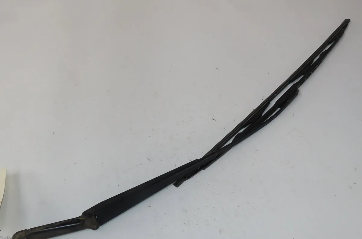 Bras essuie-glace avant gauche Opel ZAFIRA A Monospace (T98) 2.0 dti 16v (f75) (2000-2005) 5 portes occasion