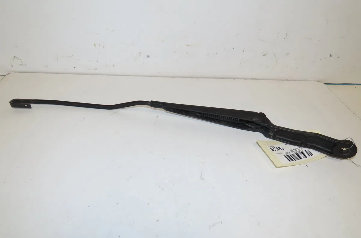 Bras essuie-glace avant gauche Peugeot 206 (2L_, 2M_) 1.4 hdi eco 70 (2009-2013) 5 portes occasion