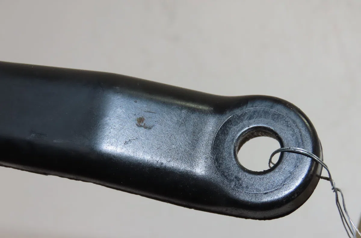 Bras essuie-glace avant gauche Peugeot 206 (2L_, 2M_) 1.4 hdi eco 70 (2009-2013) 5 portes occasion