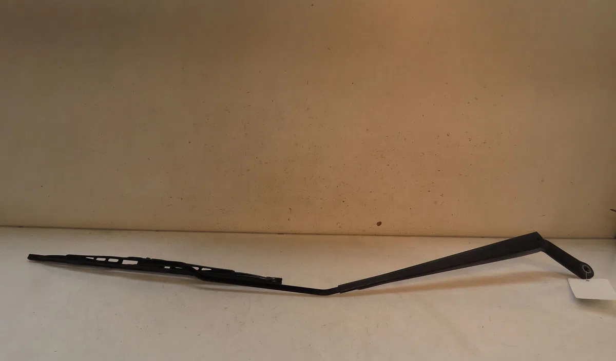 Bras essuie-glace avant gauche Peugeot 206 (2L_, 2M_) 1.4 hdi eco 70 (2009-2013) 5 portes occasion