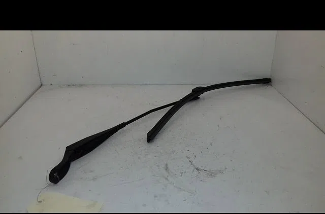 Bras essuie-glace avant gauche Peugeot 207-207 (WA_, WC_) 1.4 16v (2006-2013) 3 portes occasion