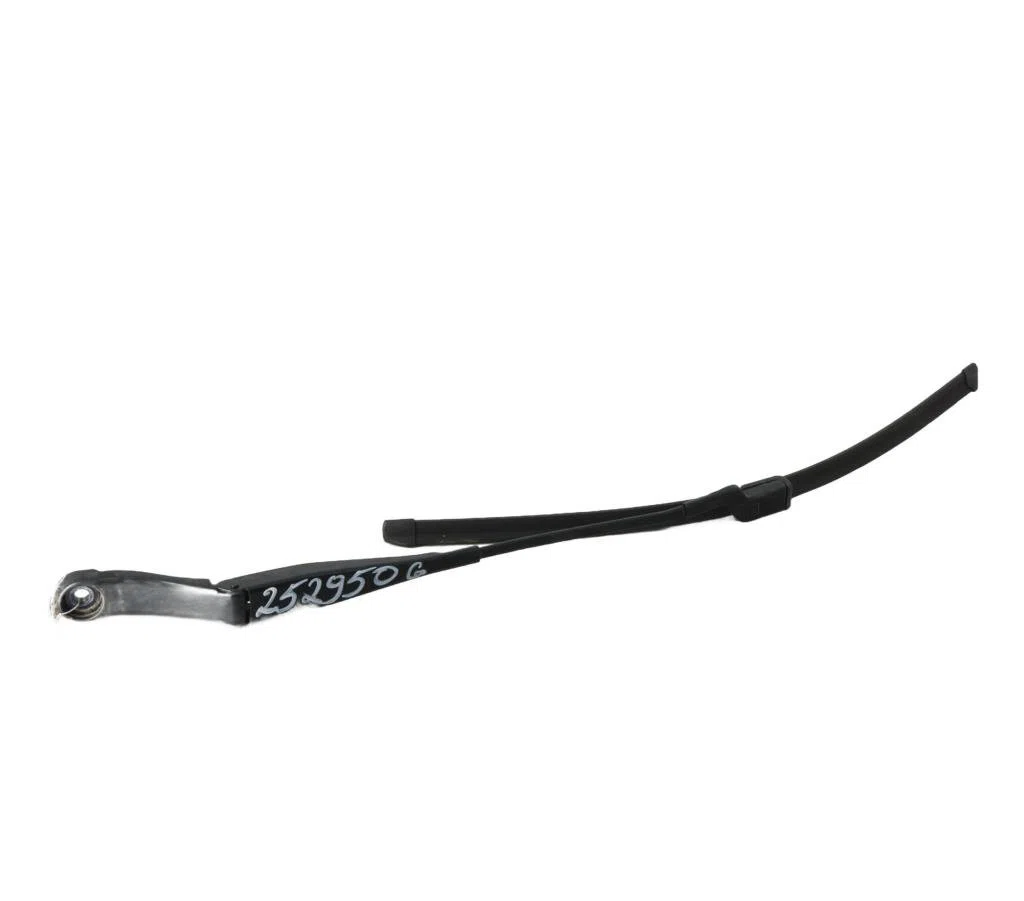 Bras essuie-glace avant gauche Peugeot 308 II (LB_, LP_, LW_, LH_, L3_) 1.2 thp 130 (2013-2021) occasion