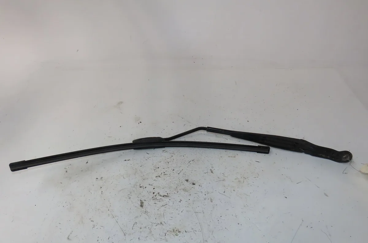 Bras essuie-glace avant gauche Peugeot 406 (8B) 2.0 16v (2000-2004) occasion