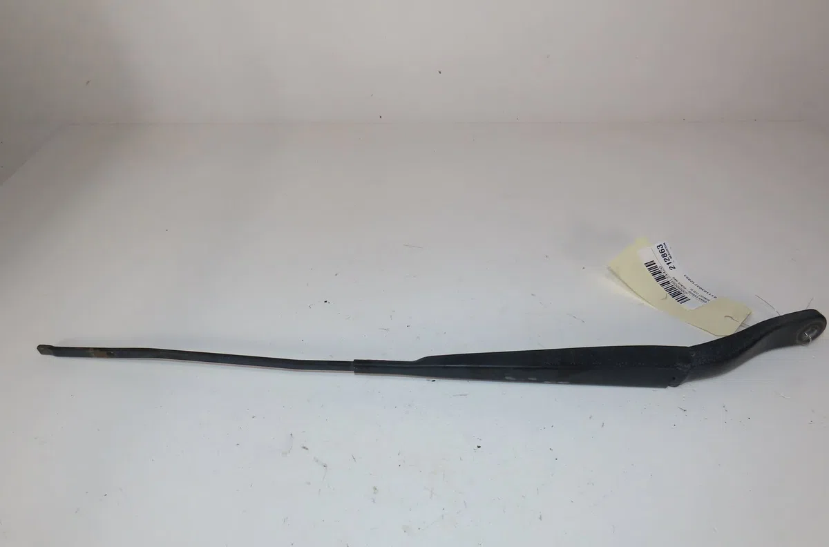 Bras essuie-glace avant gauche Renault CLIO III (BR0-1, CR0-1) 1.5 dci (br0h, cr0h, cr1s, br1s) (2005-2014) 3 portes occ