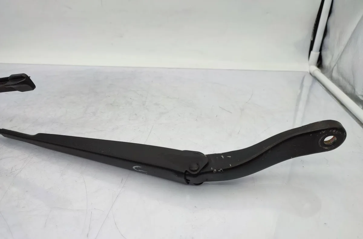 Bras essuie-glace avant gauche RENAULT MEGANE 3 PHASE 2 occasion