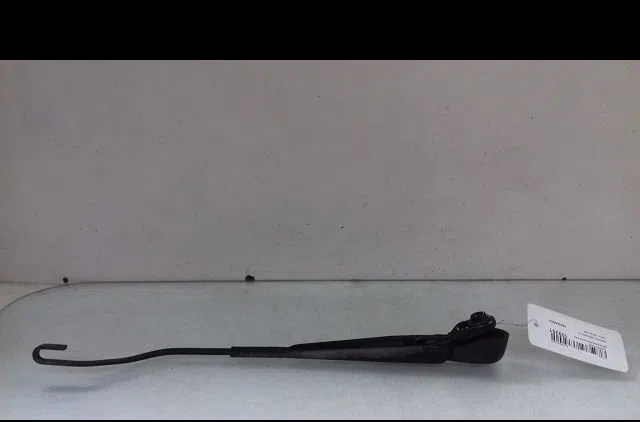 Bras essuie-glace avant gauche Renault MEGANE I Cabriolet (EA0-1_) 1.6 16v (ea04, ea0b, ea11, ea1j) (1999-2003) occasion