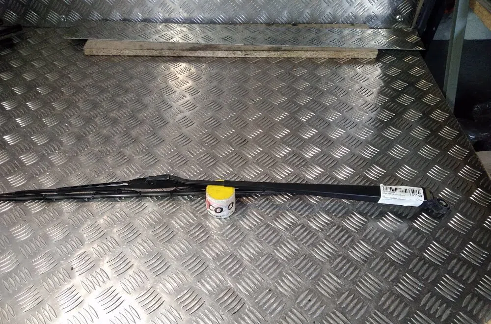 Bras essuie-glace avant gauche Renault MEGANE Scenic (JA0-1_) 1.9 dti (ja0n) (1997-1999) occasion
