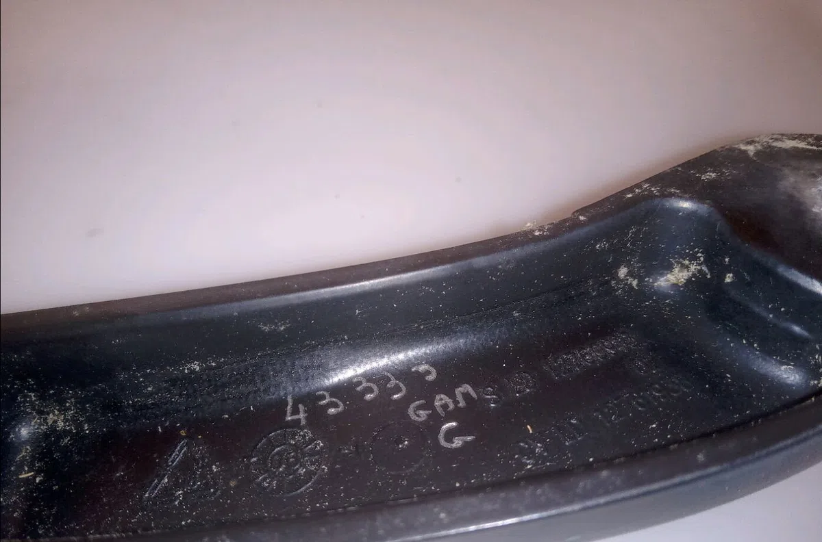 Bras essuie-glace avant gauche Saab 9-3 Break (E50) 1.9 tid (2005-2015) occasion
