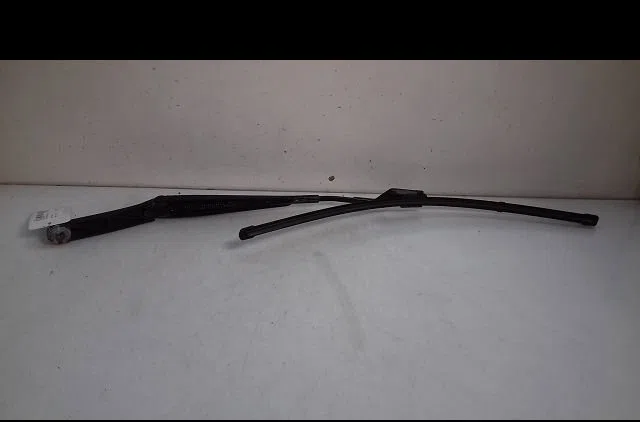 Bras essuie-glace avant gauche Seat IBIZA IV (6J5, 6P1) 1.2 tdi (2010-2015) occasion